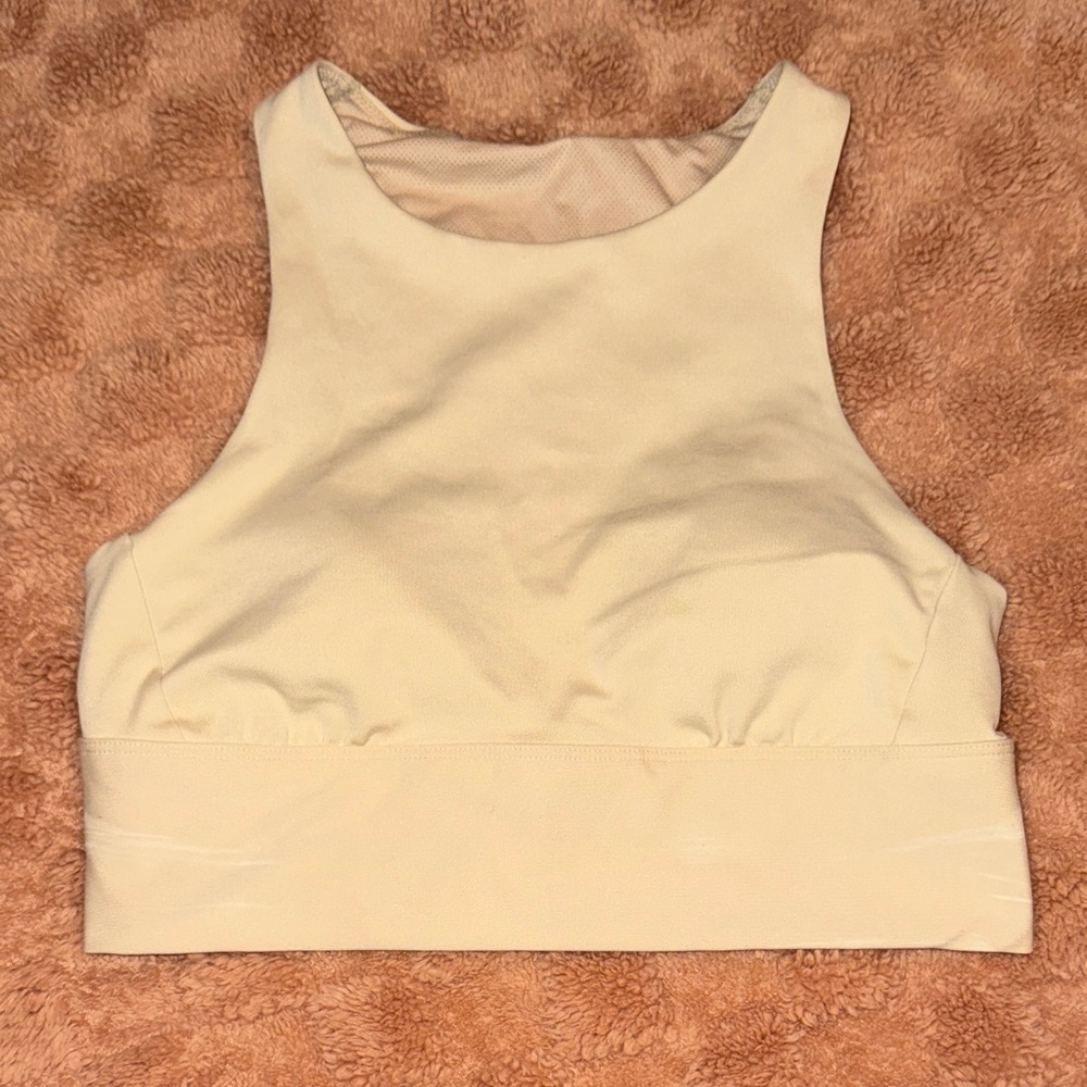 All in Motion Cream Crop Top